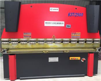 河南液壓數(shù)顯折彎機(jī)