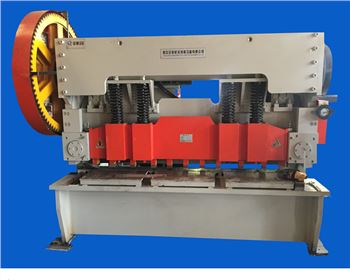 太原Q11-13X2500電動機械剪板機