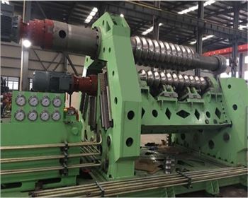 太原電液伺服四輥波紋板卷板機